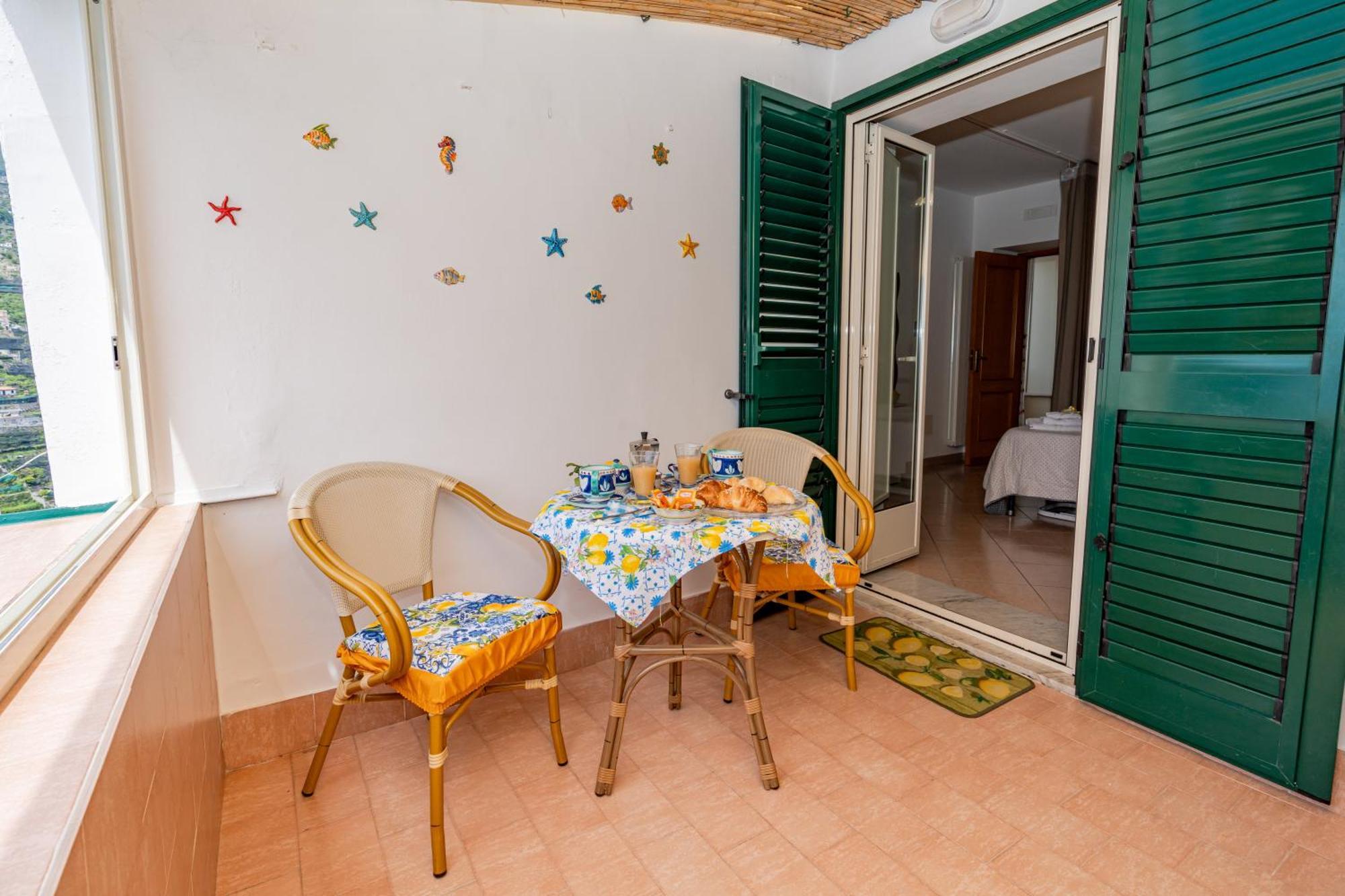 Casa Maria Vittoria Minori Exterior foto