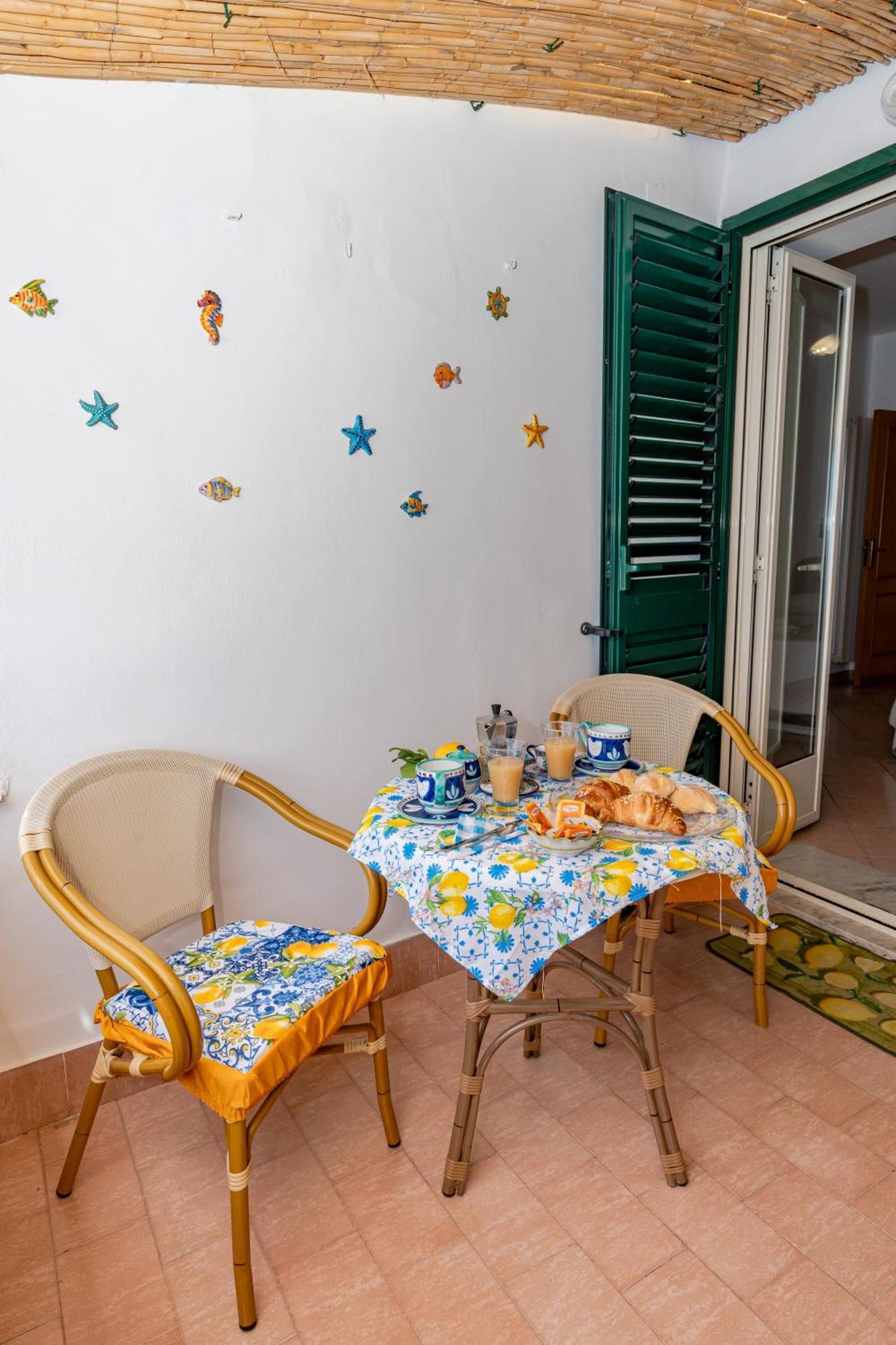 Casa Maria Vittoria Minori Exterior foto